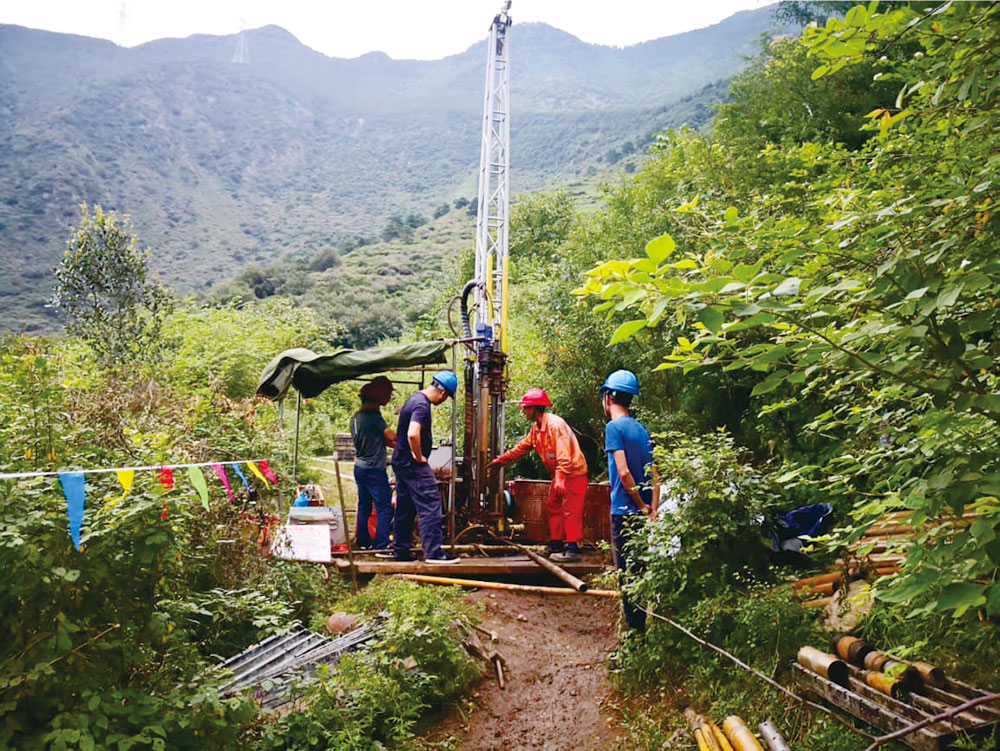 公路勘察.jpg